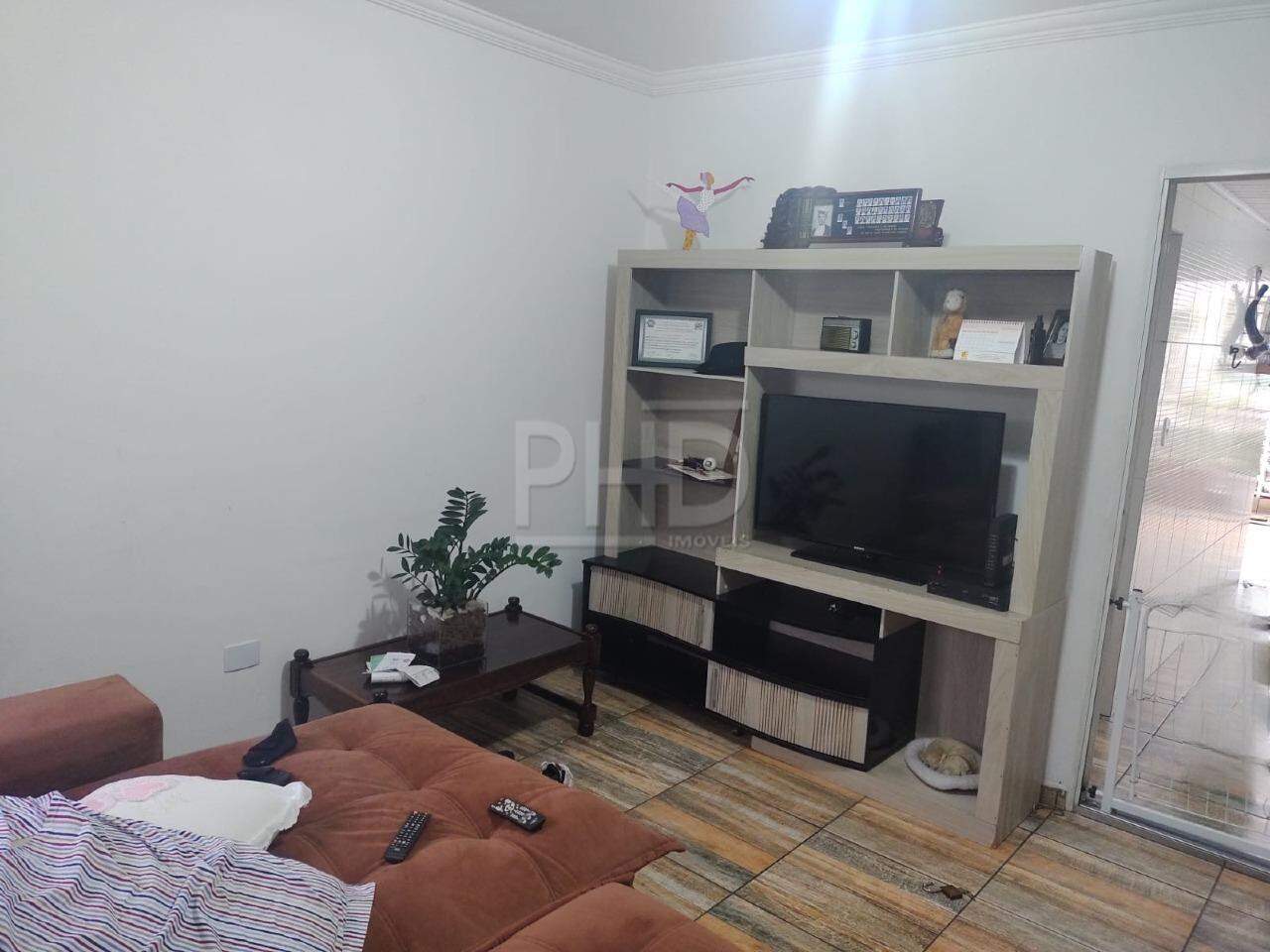 Sobrado à venda com 3 quartos, 200m² - Foto 2