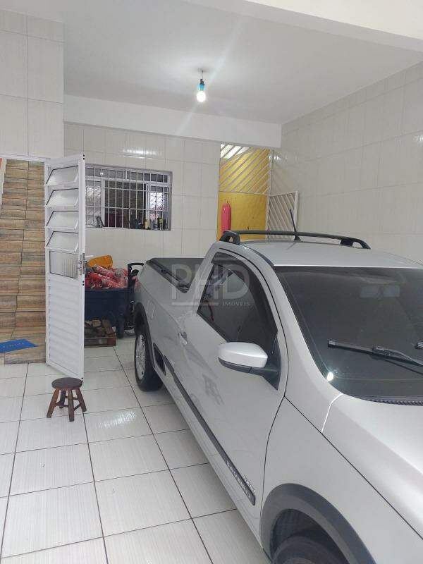 Sobrado à venda com 3 quartos, 200m² - Foto 17