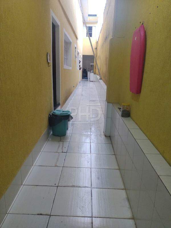 Sobrado à venda com 3 quartos, 200m² - Foto 15