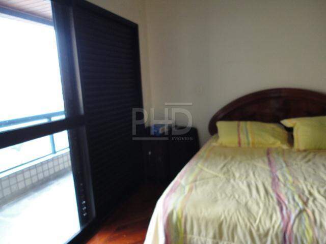 Apartamento à venda com 3 quartos, 170m² - Foto 8