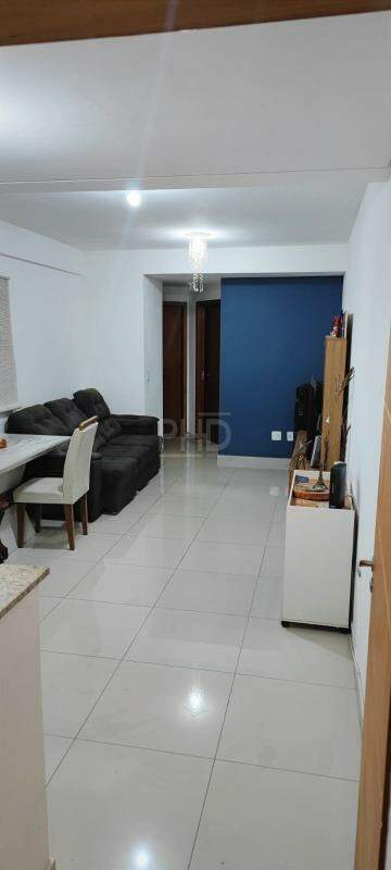 Apartamento à venda com 2 quartos, 110m² - Foto 3