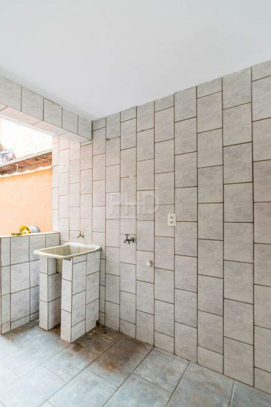 Sobrado à venda com 5 quartos, 210m² - Foto 13