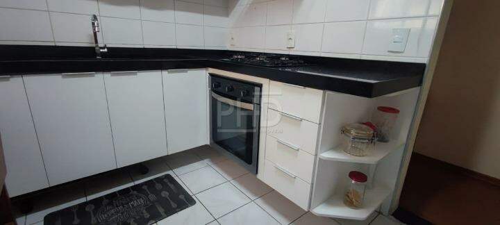 Apartamento à venda com 3 quartos, 75m² - Foto 17