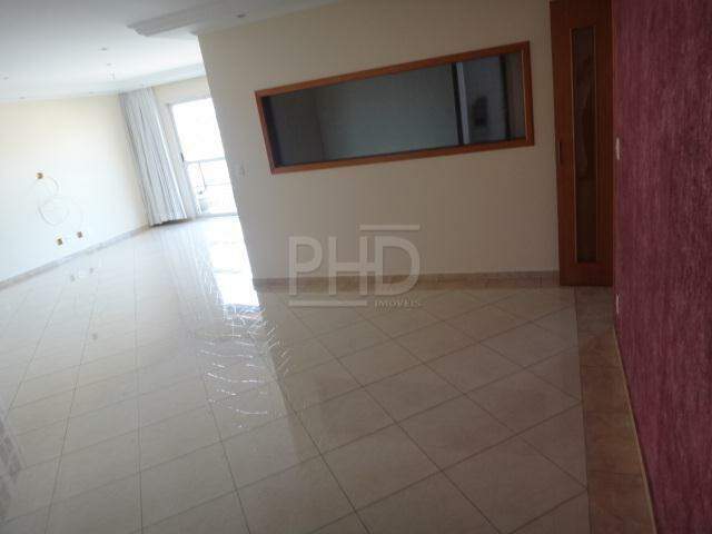 Apartamento à venda com 4 quartos, 187m² - Foto 4