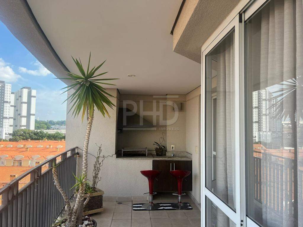 Apartamento à venda com 3 quartos, 190m² - Foto 4