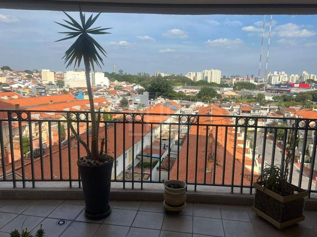 Apartamento à venda com 3 quartos, 190m² - Foto 6