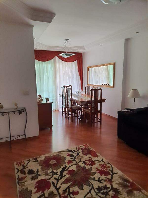 Apartamento à venda com 3 quartos, 108m² - Foto 4