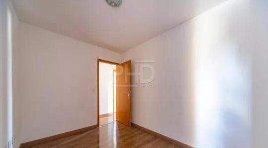 Apartamento à venda com 3 quartos, 85m² - Foto 11