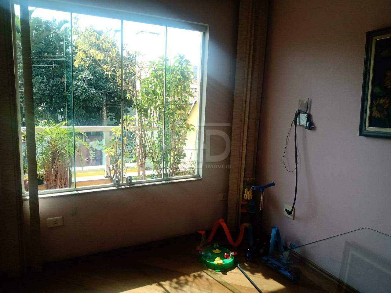 Sobrado à venda com 3 quartos, 230m² - Foto 4