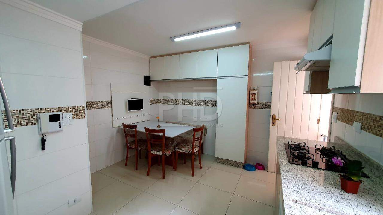 Sobrado à venda com 3 quartos, 126m² - Foto 1