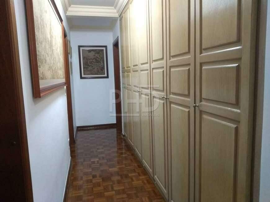 Apartamento à venda com 3 quartos, 207m² - Foto 11