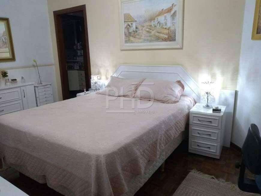 Apartamento à venda com 3 quartos, 207m² - Foto 13