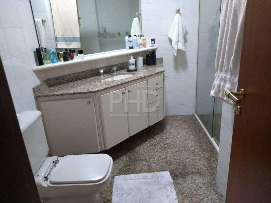 Apartamento à venda com 3 quartos, 207m² - Foto 22