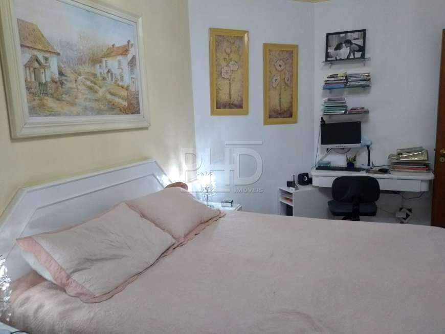 Apartamento à venda com 3 quartos, 207m² - Foto 12