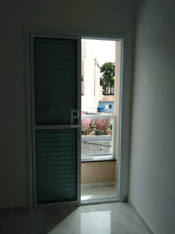 Apartamento à venda com 2 quartos, 62m² - Foto 2