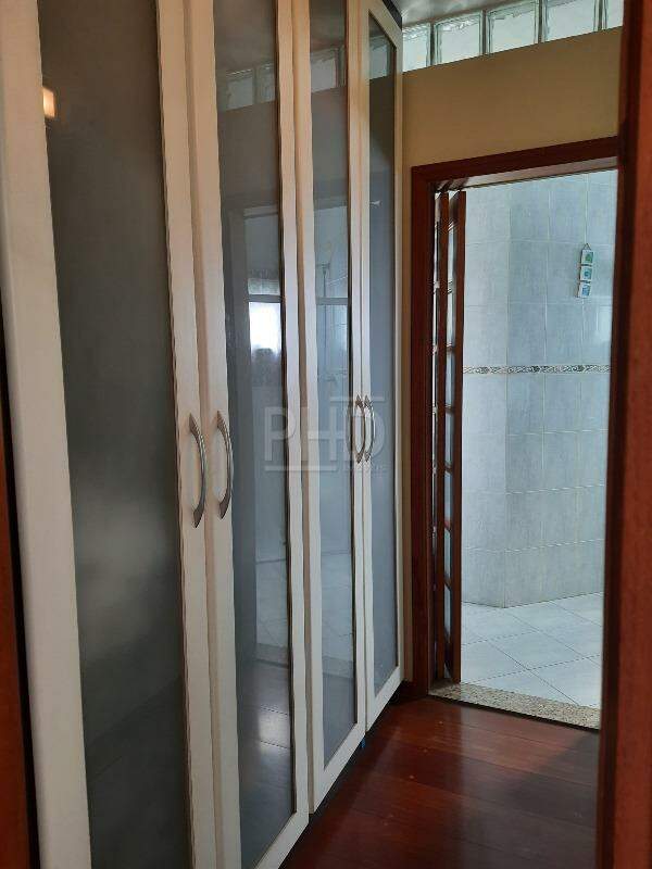 Sobrado à venda com 3 quartos, 250m² - Foto 15