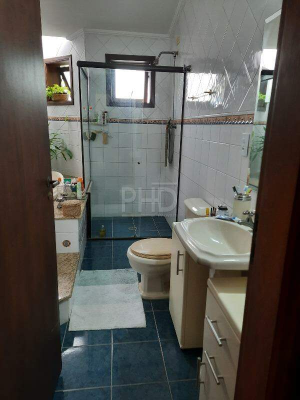 Sobrado à venda com 3 quartos, 250m² - Foto 22