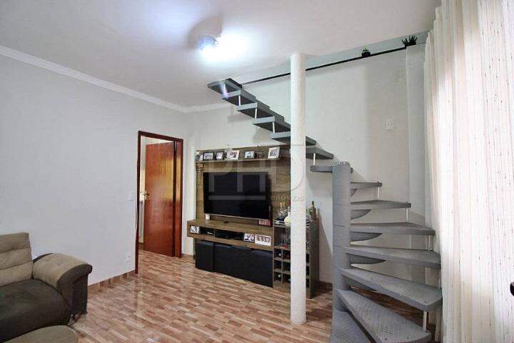 Sobrado à venda com 3 quartos, 112m² - Foto 2