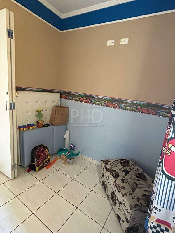 Apartamento à venda com 3 quartos, 107m² - Foto 17