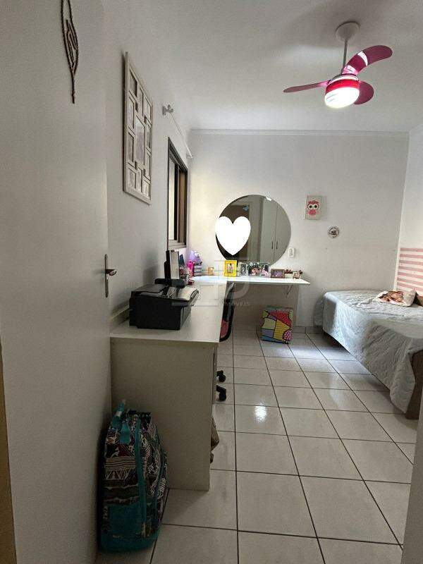 Apartamento à venda com 3 quartos, 107m² - Foto 18