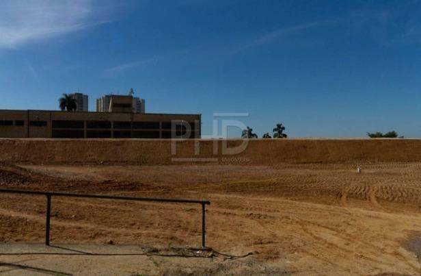 Terreno para alugar, 7474m² - Foto 1