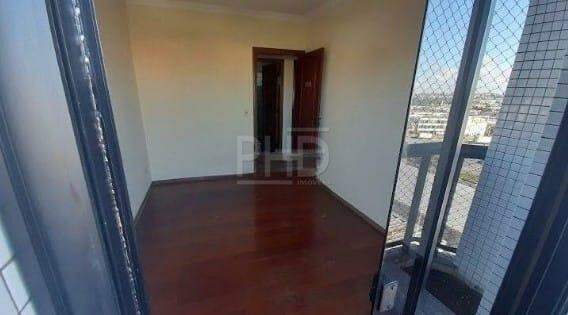 Apartamento à venda com 3 quartos, 99m² - Foto 15