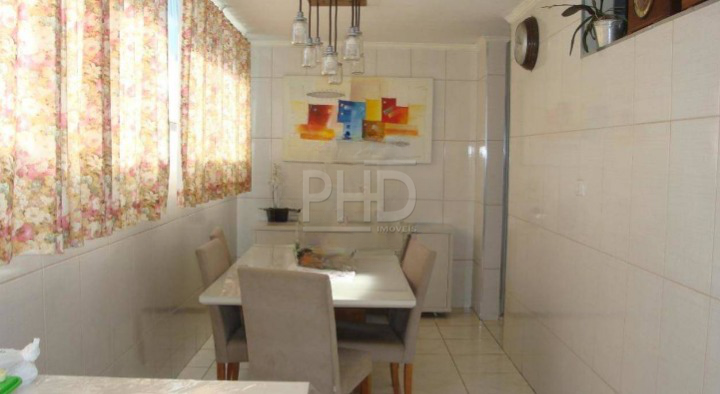 Sobrado à venda com 3 quartos, 150m² - Foto 4