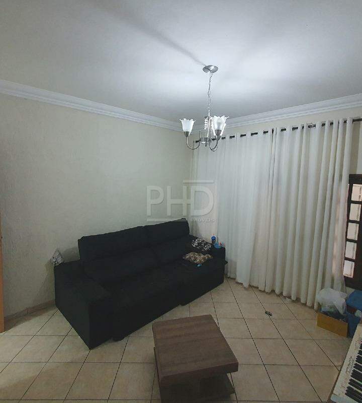 Casa à venda com 2 quartos, 212m² - Foto 2