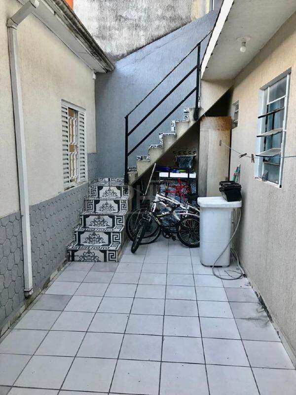 Casa à venda com 3 quartos, 160m² - Foto 25