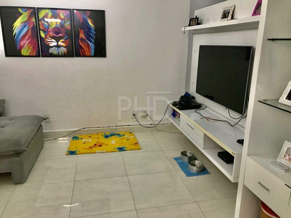 Casa à venda com 3 quartos, 160m² - Foto 2