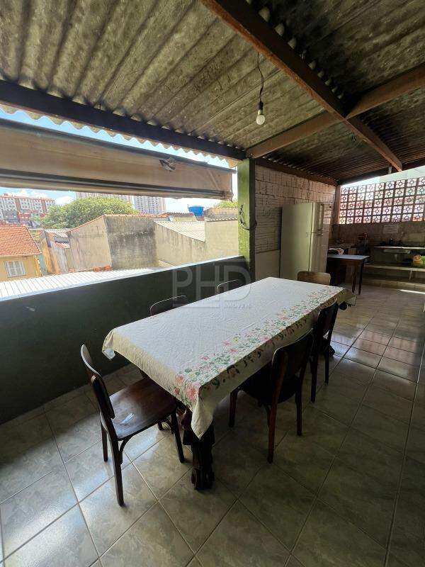 Casa à venda com 2 quartos, 200m² - Foto 7