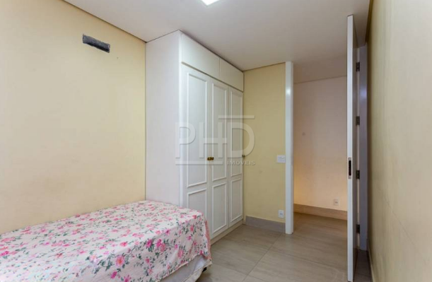 Sobrado à venda com 3 quartos, 220m² - Foto 14