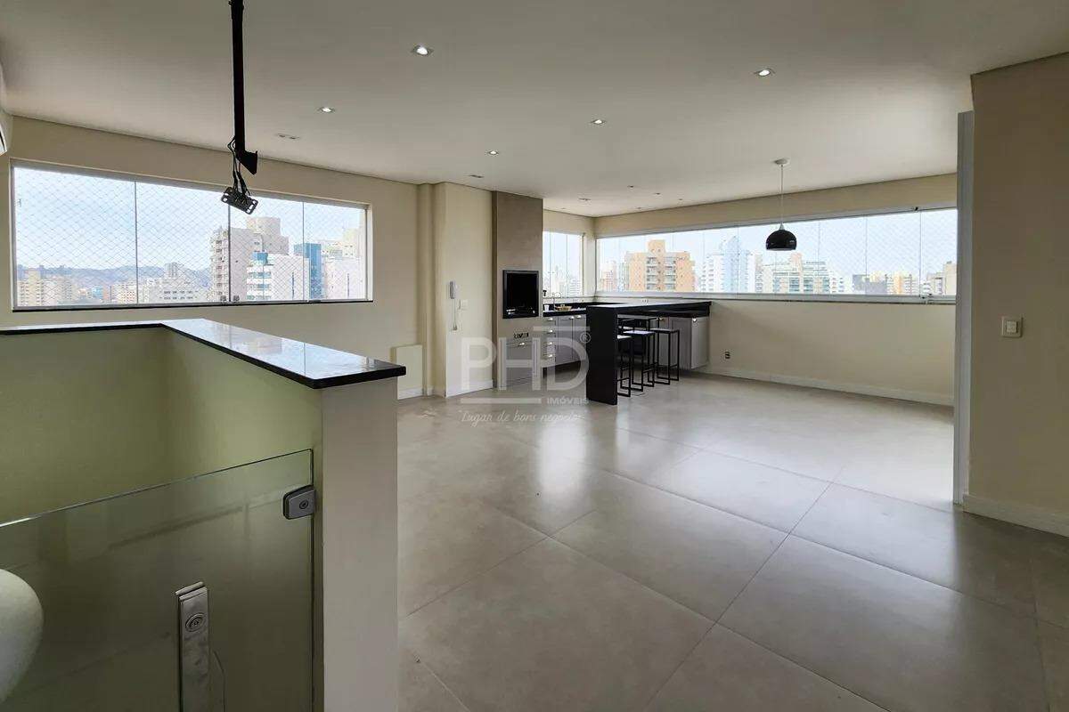 Cobertura para alugar com 4 quartos, 214m² - Foto 13