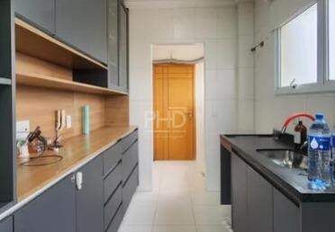 Cobertura para alugar com 4 quartos, 214m² - Foto 14