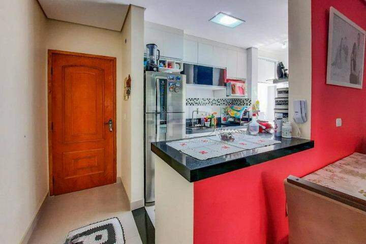 Apartamento à venda com 2 quartos, 50m² - Foto 2