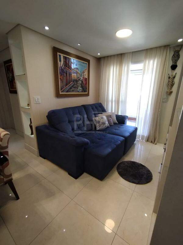 Apartamento à venda com 2 quartos, 72m² - Foto 3