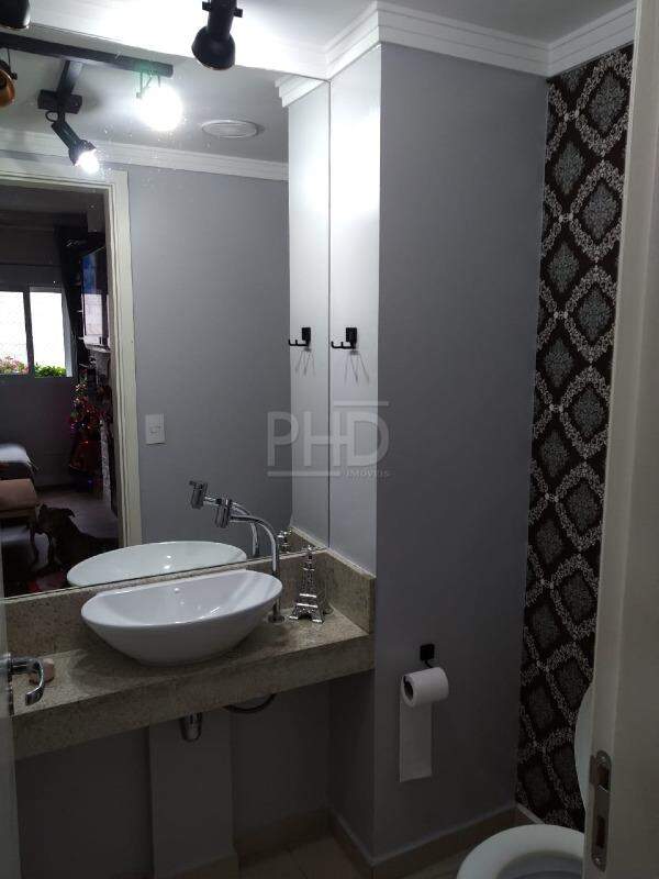 Apartamento à venda com 3 quartos, 105m² - Foto 17