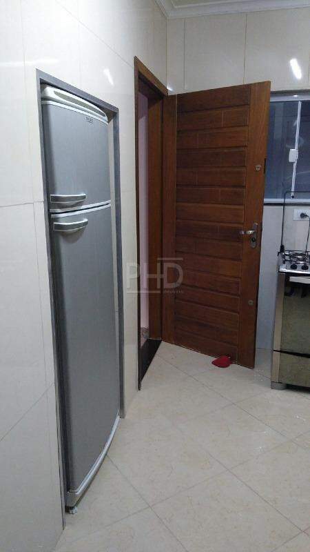 Sobrado à venda com 3 quartos, 242m² - Foto 9