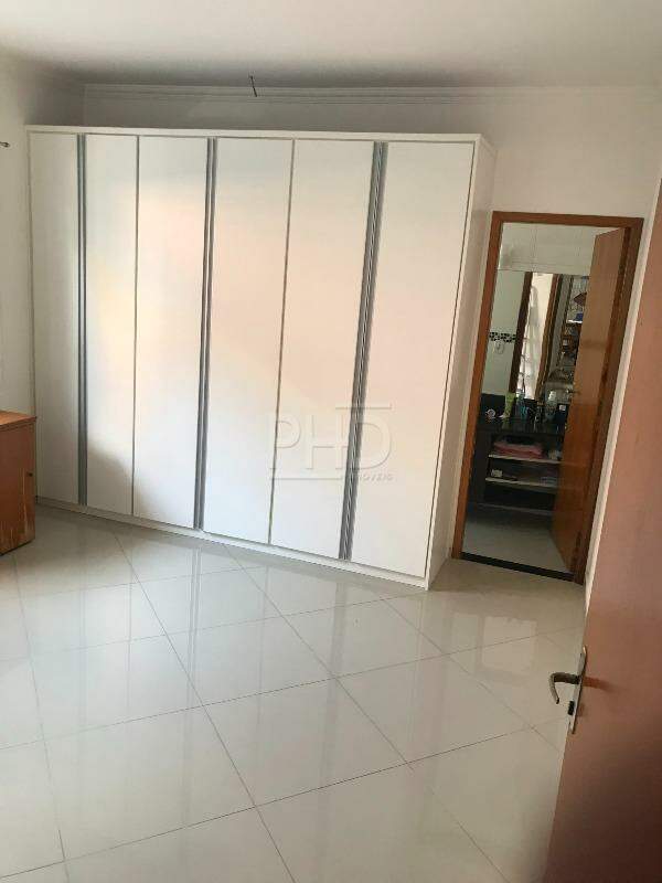 Casa à venda com 4 quartos, 185m² - Foto 7