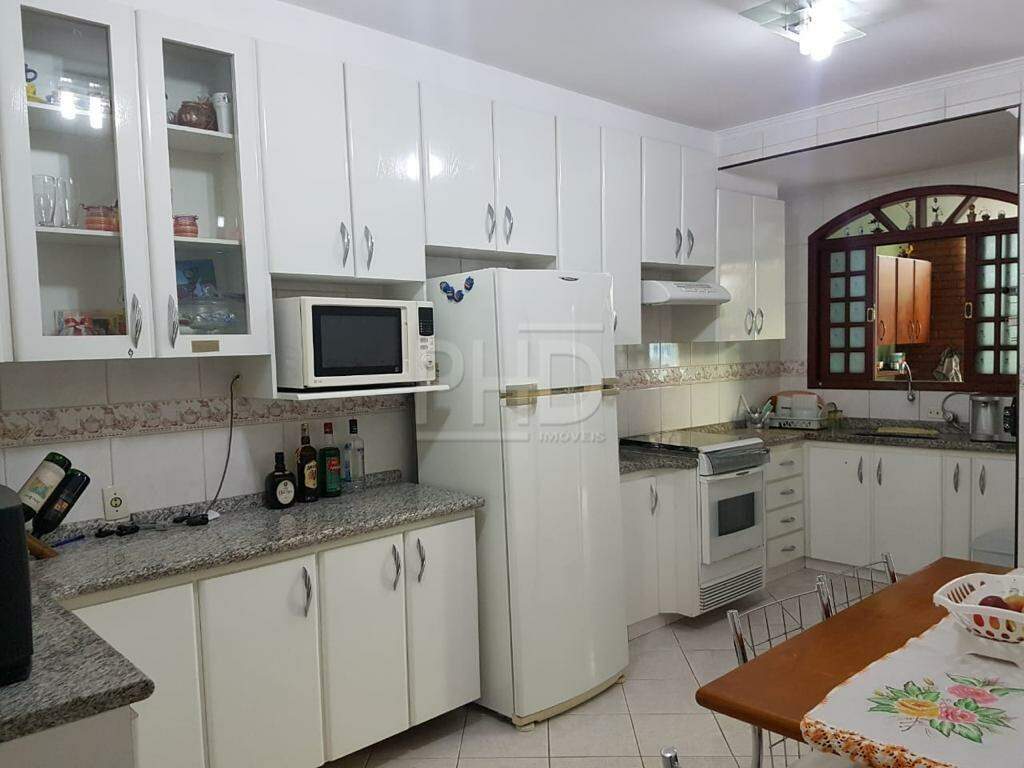 Sobrado à venda com 3 quartos, 201m² - Foto 5