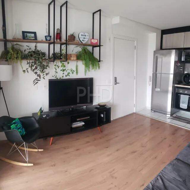 Apartamento à venda com 2 quartos, 62m² - Foto 4