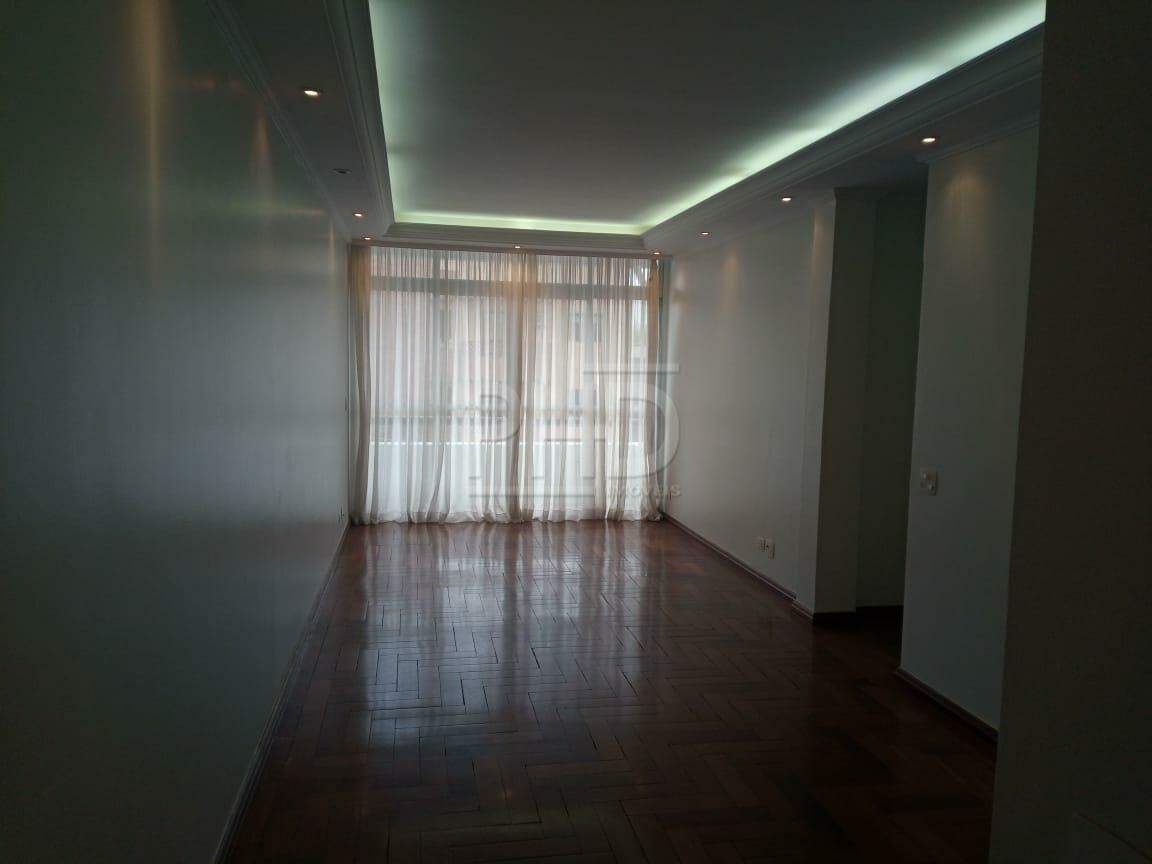 Apartamento à venda com 3 quartos, 117m² - Foto 3