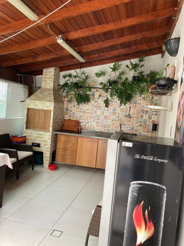 Cobertura à venda com 2 quartos, 110m² - Foto 1