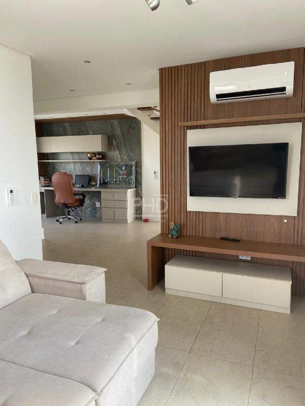 Cobertura para alugar com 3 quartos, 228m² - Foto 28