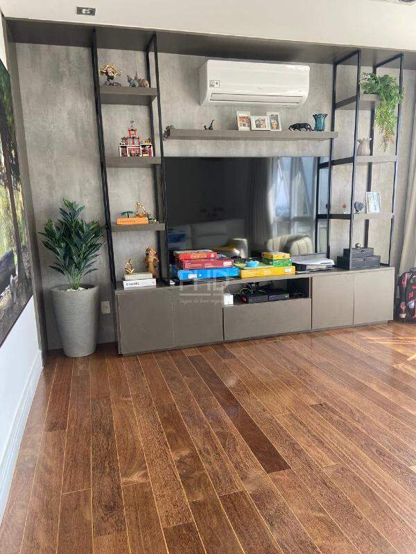 Cobertura para alugar com 3 quartos, 228m² - Foto 17