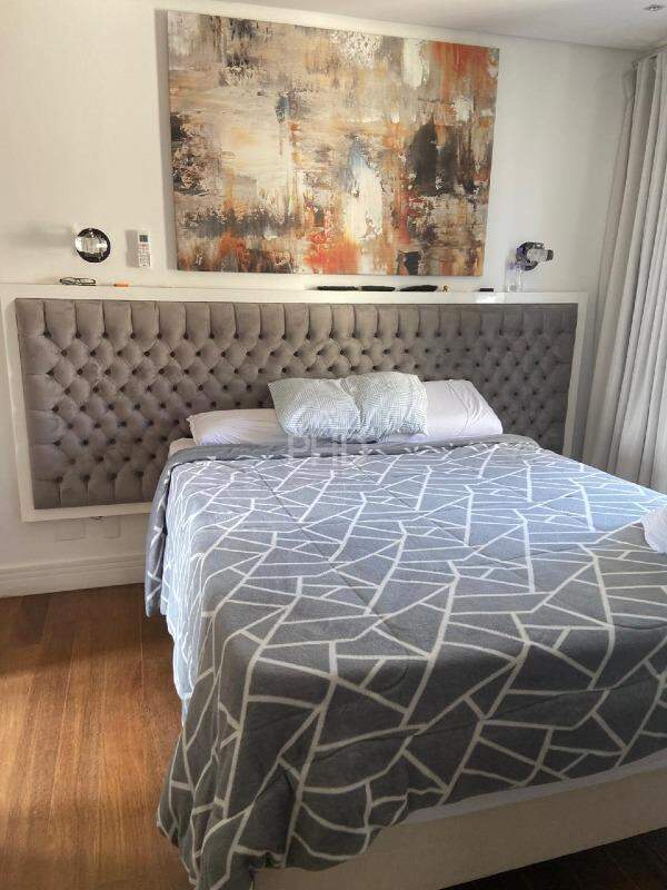 Cobertura para alugar com 3 quartos, 228m² - Foto 18