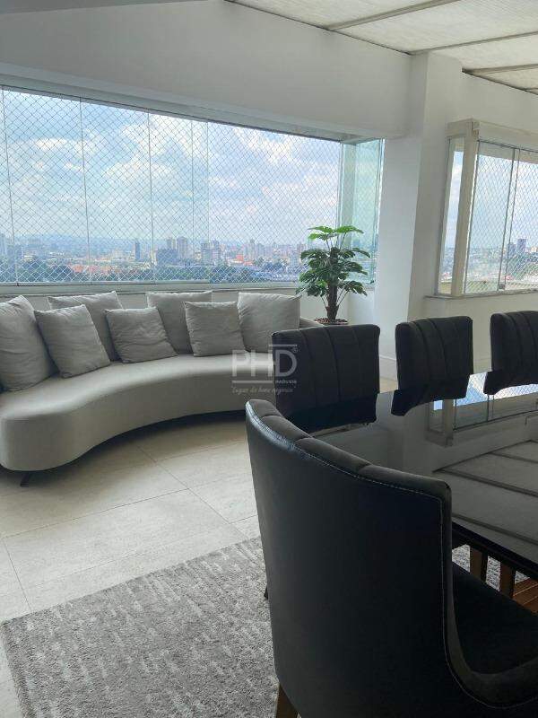 Cobertura para alugar com 3 quartos, 228m² - Foto 2