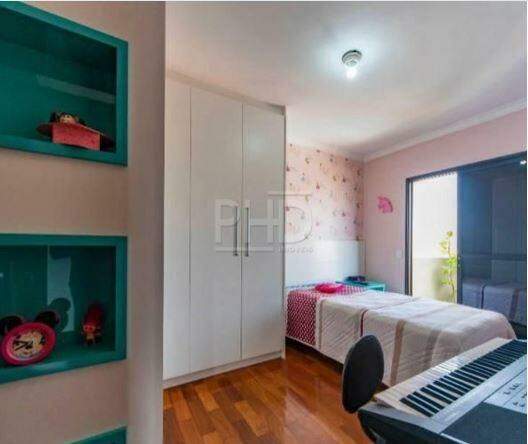 Apartamento à venda com 3 quartos, 127m² - Foto 11