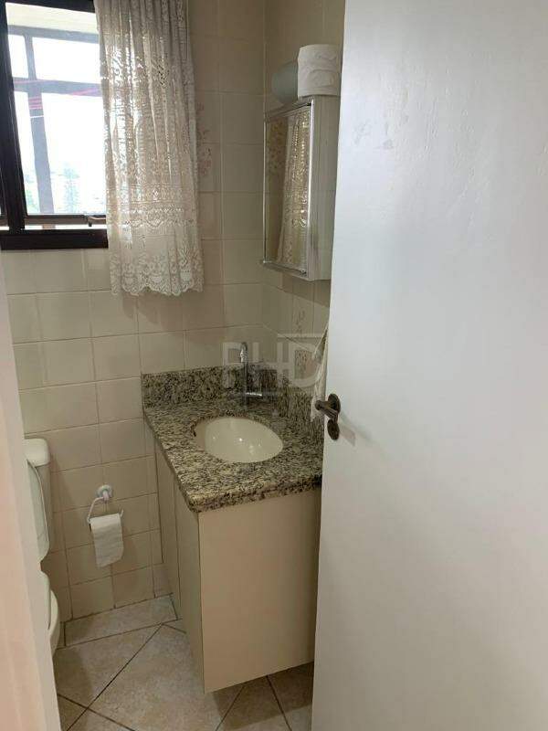 Apartamento à venda com 2 quartos, 65m² - Foto 10