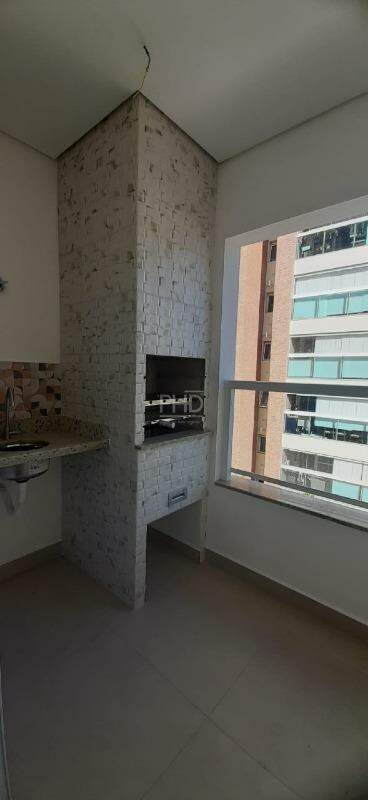 Apartamento à venda com 2 quartos, 60m² - Foto 1